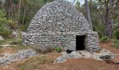 Tour Wandern Saint-Saturnin-lès-Apt - APT S Saturnin d Apt  , sentier des Auguiers et des bornes o - Photo 2