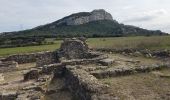 Tour Wandern Eyguières - Eyguières - Vallon des Glauges - vestiges - Photo 1