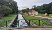 Randonnée V.T.C. Auxerre - Canal Nivernais et Loire 260km - Photo 7