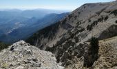 Trail Walking Beaumont-du-Ventoux - ventoux par les cretes - Photo 8