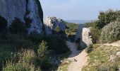 Tocht Stappen Mouriès - Les Castellas des Baux - Photo 3