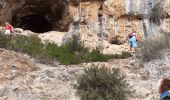 Excursión Senderismo Tolón - grotte Chelot et Croupatier - Photo 7