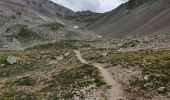 Trail Walking Villar-d'Arêne - Col laurichard - Photo 3