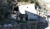 Trail Walking Saint-Restitut - St Restitut - Château du Barry - village troglodyte - Photo 7