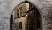 Tour Zu Fuß Saint-Mitre-les-Remparts - Les Tours Gros - Photo 3