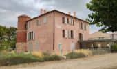 Randonnée Marche Le Revest-les-Eaux - Boucle: La ripelle - Source de la ripelle - Le Chateau de Tourris - Les grottes de sable - La carrière aux fourmis - Les puits renovés de M. Lambicchi - Les ruines des Olivières - La ferme de la Touravelle - à Le Revest-les-Eaux - Photo 14