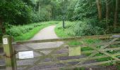 Randonnée A pied Dartford - Faesten Dic Path - Photo 3