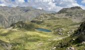 Tocht Stappen Auzat - Randonnée des étangs de Sarroucane au pic de la rouge - Photo 2