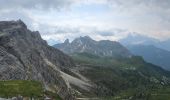 Trail Walking Cortina d'Ampezzo - Cinque Torri via Lago Limedes - Photo 6