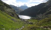 Tour Zu Fuß Tujetsch - Oberalppass - Lai da Tuma - Photo 4