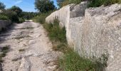 Percorso Marcia Les Baux-de-Provence - Le tour des Baux par le val d'Enfer  - Photo 3