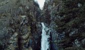 Tocht Stappen Le Bourg-d'Oisans - Lac de Buclet et cascade de la Pisse - Photo 4