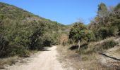 Tour Wandern Lauris - PF-Lauris - Circuit de Recaute - Photo 1