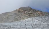 Excursión Senderismo Tignes - approche glacière de la cime de la Golette - Photo 12