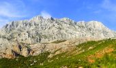 Trail Walking Saint-Marc-Jaumegarde - Barrage Zola depuis le barrage de Bimont - Photo 3