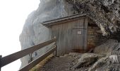 Trail Walking Savièse - Une cabane dans les rochers - Photo 7