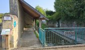 Randonnée Marche Avon-les-Roches - Avon-les-Roches - Lavoirs et Collégiale des Roches Tranchelion - Photo 2