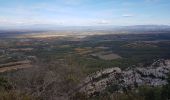 Randonnée Marche Saint-Rémy-de-Provence - st Rémy lac peiroou rocher troués massif des caumes - Photo 13