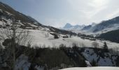 Randonnée Raquettes à neige Le Grand-Bornand - le roc des tours - Photo 3