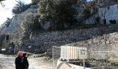 Excursión Senderismo Saint-Restitut - St Restitut - Château du Barry - village troglodyte - Photo 8