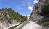 Percorso A piedi Cortina d'Ampezzo - (SI B05) Albergo Rifugio Ospitale - Misurina - Photo 2