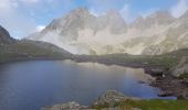 Randonnée Marche Estaing - Estaing Lac Long - Photo 7