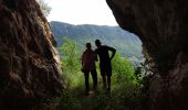 Excursión Senderismo Le Revest-les-Eaux - Habitat préhistorique - Photo 1