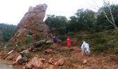 Excursión Senderismo Saint-Raphaël - Armelle ,la grotte d'Uzel - Photo 1