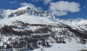 Randonnée Raquettes à neige Vars - vars col de 3kms 186m - Photo 2