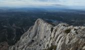 Trail Walking Vauvenargues - La Croix de Provence - Photo 6