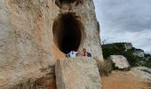 Randonnée Marche Belcodène - La grotte du tonneau - Photo 6