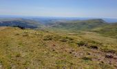 Percorso Marcia Albepierre-Bredons - boucle plomb du cantal du col de prat de bouc - Photo 1