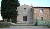 Trail On foot San Gimignano - Dolce campagna, antiche mura 19 - Photo 9