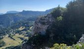 Trail Walking Izeron - La lunette- fontaine et grotte de Byry - Photo 12