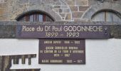 Randonnée A pied La Tour-d'Auvergne - Notre Dame de Natzy - Photo 1