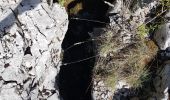 Randonnée Marche Laroque - Laroque - Avens, menhir - Rocher du Pin - Photo 2