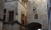 Randonnée A pied Saint-Mitre-les-Remparts - Les Tours Gros - Photo 2