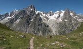 Tocht Te voet Courmayeur - (SI F09) Rifugio Bonatti - Rifugio Frassati - Photo 5