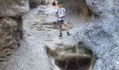 Percorso A piedi Gordes - les gorges de la Véroncle - Photo 9