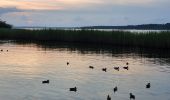 Randonnée V.T.C. Sanguinet - Sanguinet-Le lac à la tombée de la nuit - Photo 2