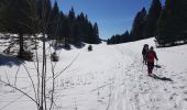 Tour Schneeschuhwandern Bellecombe - De La Guienette vers Le Crêt du Merle - Photo 3
