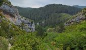 Tour Wandern Saint-Geniez - 230629 Pierre écrite falaise de Gache - Photo 2