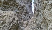 Tour Wandern Mourèze - Moureze. Le Cirque .Llausson. Le lac du Salagou - Photo 4