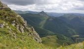 Percorso Marcia Lavigerie - Col de Serre - Pas de Peyrol - Puy Mary - Brèche de Rolland - Photo 20