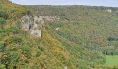 Excursión Senderismo Arbois - Arbois Belvédère du Fer à Cheval Belvédère Châtelaine Cascade des Tufs Planches près d'Arbois La Roche du Feu Mesnay Arbois - Photo 9