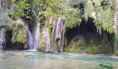 Randonnée Marche Arbois - Arbois Église Saint Just / Chapelle Notre Dame de l'Ermitage/ Cascade des Tufs/ Les Planches près d'Arbois / Cirque du Fer à Cheval / Belvédère de la Châtelaine/ La Roche du Feu/ Meslay/ Arbois  - Photo 10