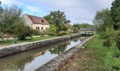 Randonnée V.T.C. Auxerre - Canal Nivernais et Loire 260km - Photo 4