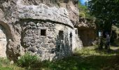 Excursión A pie Perrier - Chaux de Pardines et Grottes de Perrier - Photo 3