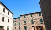 Randonnée A pied Monticiano - 303 -Castello di Belagaio-Torniella - Photo 7