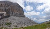 Randonnée A pied Cortina d'Ampezzo - IT-402 - Photo 3